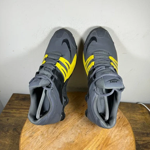 Nike Shox Nz Mens Grey Yellow Athletic Running Shoes Size 11.5 633631-070
